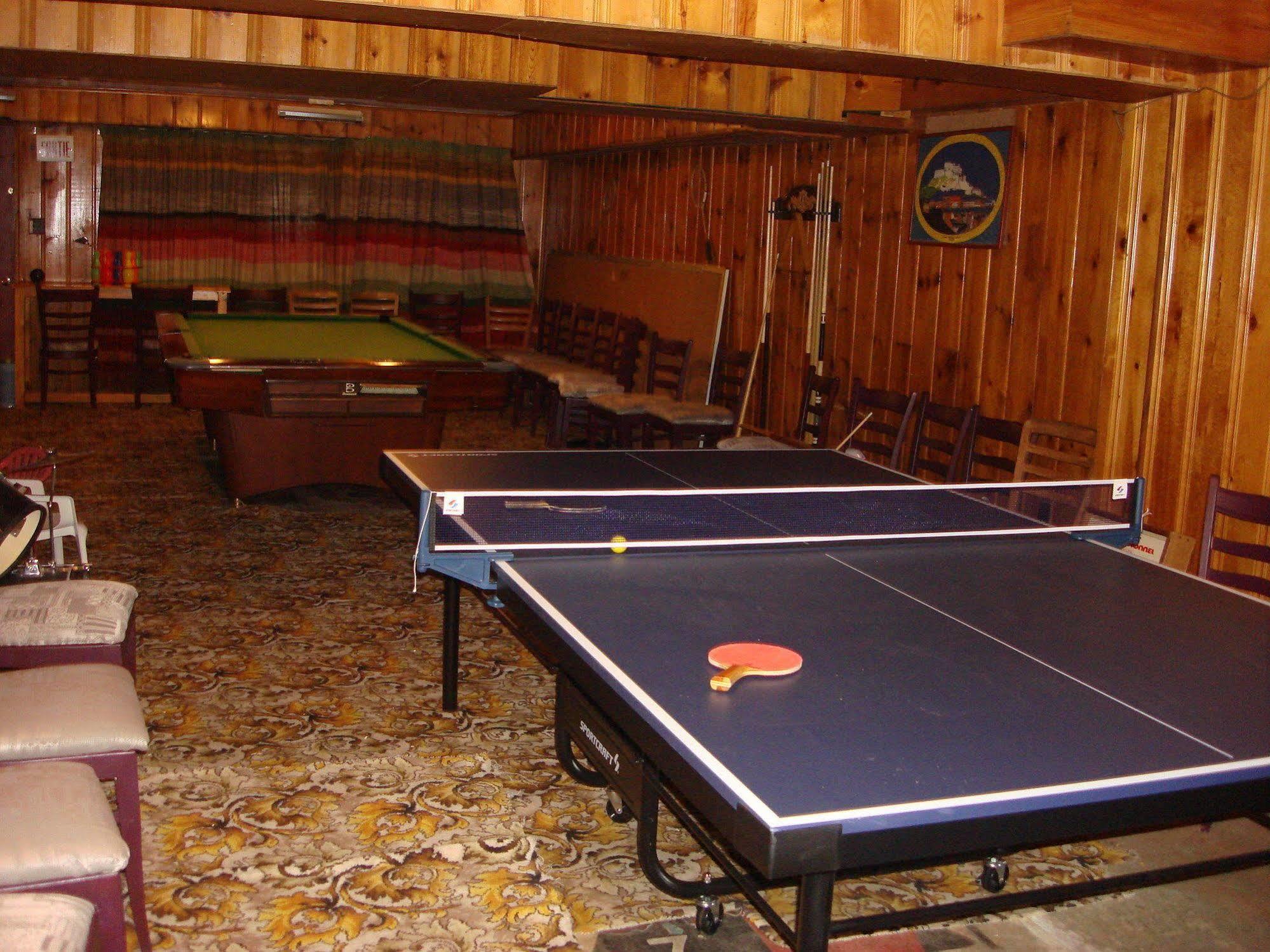 Auberge The Parker'S Lodge Inn วาล-เดวิด ภายนอก รูปภาพ